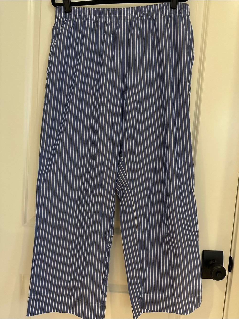Old Navy Blue and White Pinstripe Wide-Leg “pajama” Pants size Large
